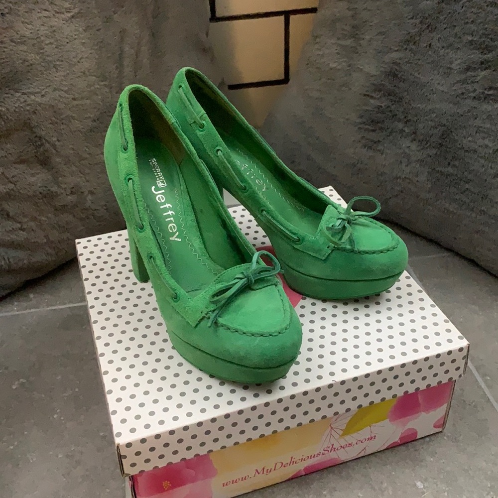 Green Jeffrey Campbell Sperry heels